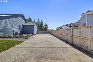 405 NE Berry St, Sublimity, OR 97385 - Photo 37