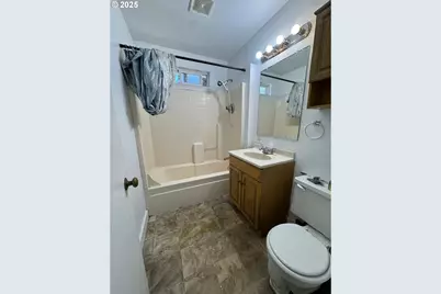94246 1st St, Gold Beach, OR 97444 - Photo 15