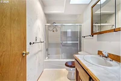 35982 Shoreview Dr, Dorena, OR 97434 - Photo 33