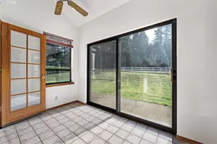35982 Shoreview Dr, Dorena, OR 97434 - Photo 9