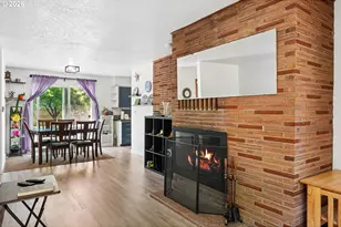12406 SE Raymond St, Portland, OR 97236 - Photo 13