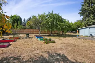 12406 SE Raymond St, Portland, OR 97236 - Photo 29