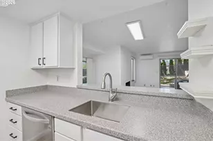 10141 SW Trapper Terrace, Beaverton, OR 97008 - Photo 11