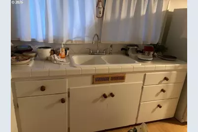 2027 N Webster St, Portland, OR 97217 - Photo 5