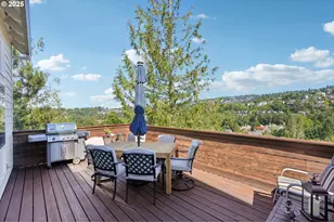 9625 NW Fleischner St, Portland, OR 97229 - Photo 11