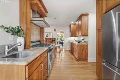 3330 NE 38th Ave, Portland, OR 97212 - Photo 13