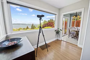 570 W Lexington Ave, Astoria, OR 97103 - Photo 17