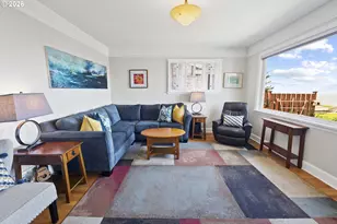 570 W Lexington Ave, Astoria, OR 97103 - Photo 19