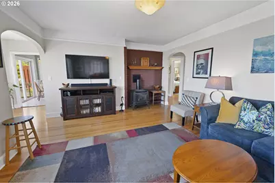 570 W Lexington Ave, Astoria, OR 97103 - Photo 21
