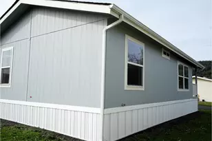 1200 E Central Ave, Sutherlin, OR 97479 - Photo 3