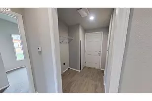 1200 E Central Ave, Sutherlin, OR 97479 - Photo 15