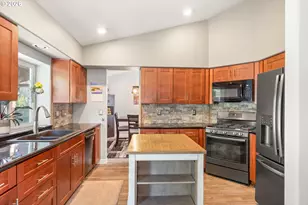 182 SE Anderson Ln, Gresham, OR 97080 - Photo 11