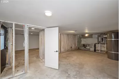 7135 N Delaware Ave, Portland, OR 97217 - Photo 37