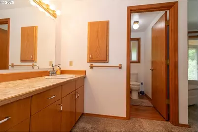 2040 23rd St, Florence, OR 97439 - Photo 21