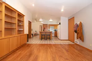 2040 23rd St, Florence, OR 97439 - Photo 33