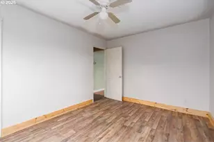 307 Cypress St, Longview, WA 98632 - Photo 15