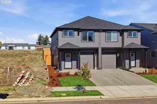 306 E Wilson St, Carlton, OR 97111 - Photo 3