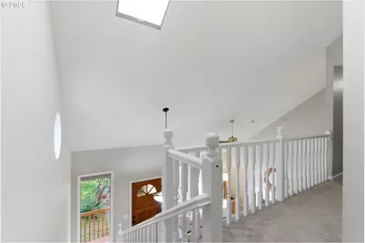 5585 NW Peregrine Pl, Portland, OR 97229 - Photo 27