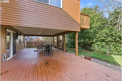 5585 NW Peregrine Pl, Portland, OR 97229 - Photo 43