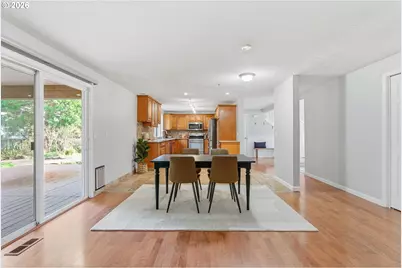 5585 NW Peregrine Pl, Portland, OR 97229 - Photo 13