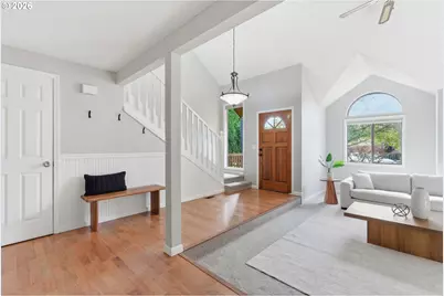 5585 NW Peregrine Pl, Portland, OR 97229 - Photo 7
