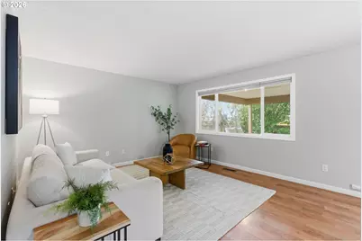 5585 NW Peregrine Pl, Portland, OR 97229 - Photo 23