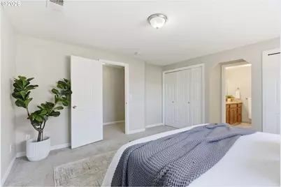 5585 NW Peregrine Pl, Portland, OR 97229 - Photo 31