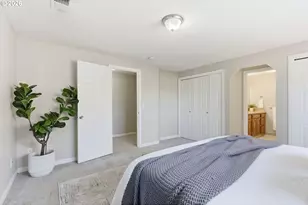 5585 NW Peregrine Pl, Portland, OR 97229 - Photo 31