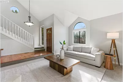 5585 NW Peregrine Pl, Portland, OR 97229 - Photo 11