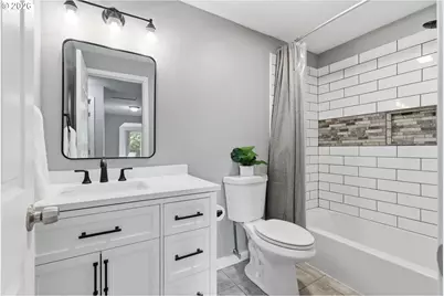 5585 NW Peregrine Pl, Portland, OR 97229 - Photo 37