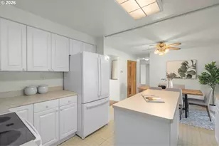 18023 SE Kelly St, Gresham, OR 97236 - Photo 7