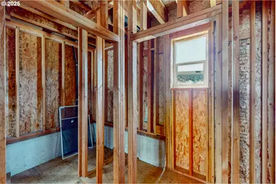 1030 Forest Heights St, Sutherlin, OR 97479 - Photo 13