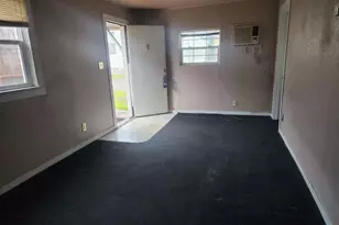 1337 NE Freemont Ave, Roseburg, OR 97470 - Photo 9