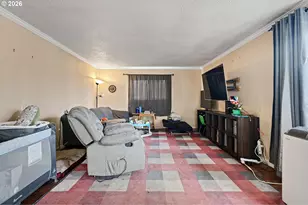830 Deal St, Junction City, OR 97448 - Photo 7