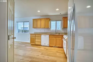 35340 Oakwood Dr, Saint Helens, OR 97051 - Photo 13