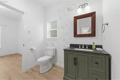 5592 Burnett Ave #A, Eugene, OR 97402 - Photo 13