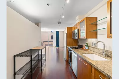 1221 SW 10th Ave #316, Portland, OR 97205 - Photo 3