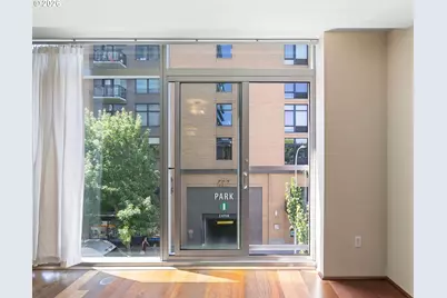1221 SW 10th Ave #316, Portland, OR 97205 - Photo 17