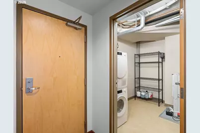 1221 SW 10th Ave #316, Portland, OR 97205 - Photo 15