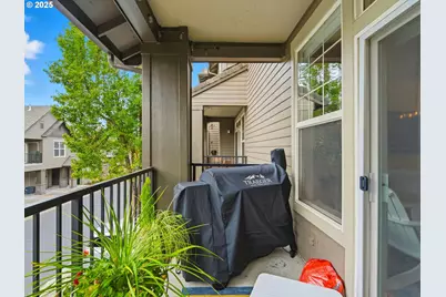 640 Springtree Ln, West Linn, OR 97068 - Photo 19