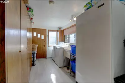 1125 E 8th St, The Dalles, OR 97058 - Photo 33