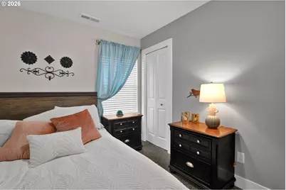 1810 NE Alameda Ave, Roseburg, OR 97470 - Photo 29