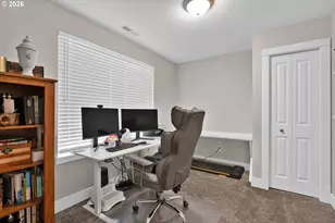 1810 NE Alameda Ave, Roseburg, OR 97470 - Photo 29