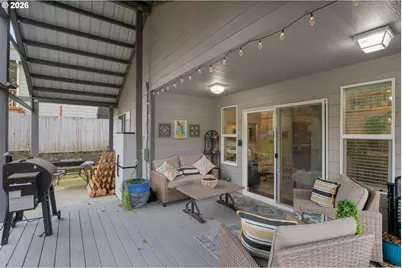 1810 NE Alameda Ave, Roseburg, OR 97470 - Photo 33