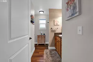 1810 NE Alameda Ave, Roseburg, OR 97470 - Photo 21