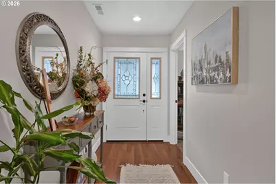 1810 NE Alameda Ave, Roseburg, OR 97470 - Photo 7