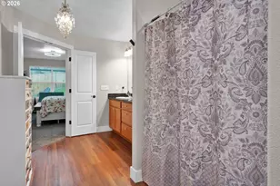 1810 NE Alameda Ave, Roseburg, OR 97470 - Photo 19