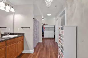 1810 NE Alameda Ave, Roseburg, OR 97470 - Photo 21