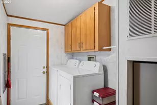 2150 Laura St, Springfield, OR 97477 - Photo 17