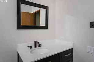 2512 SE Baypoint Dr, Vancouver, WA 98683 - Photo 25